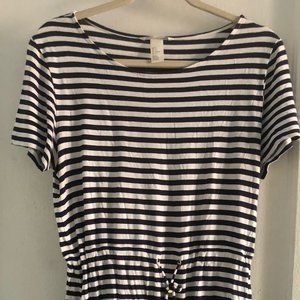 H&M White and Navy jersey dress - Size M